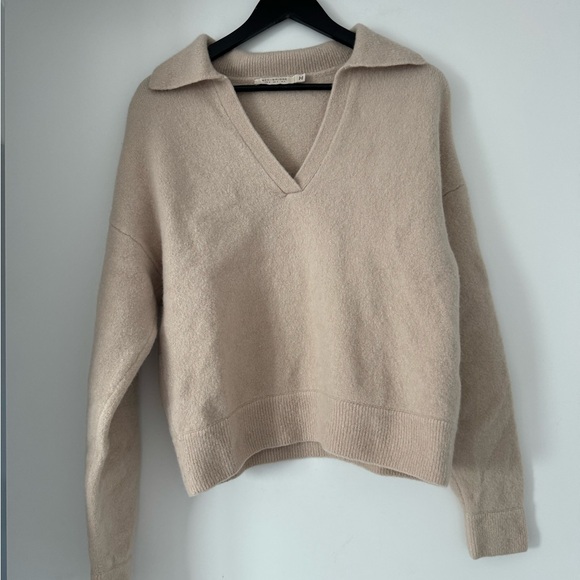 Bec + Bridge V Neck Jumper - Picture 3 of 4